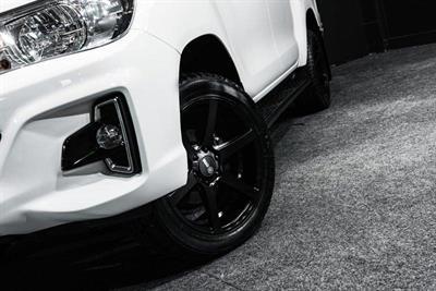 2019 Toyota Hilux - Thumbnail