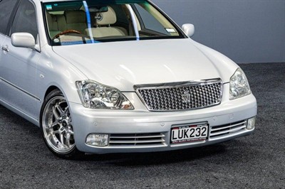 2007 Toyota Crown - Thumbnail