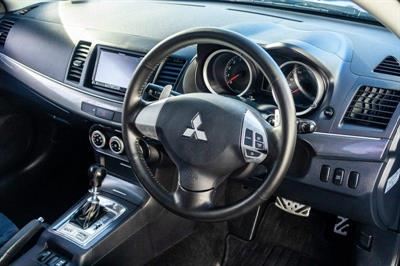 2008 Mitsubishi Galant - Thumbnail