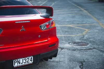 2011 Mitsubishi Lancer - Thumbnail