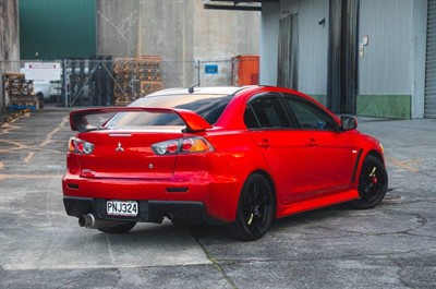 2011 Mitsubishi Lancer - Thumbnail