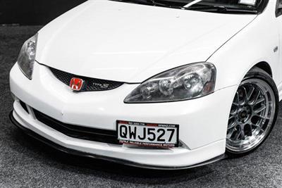 2005 Honda Integra - Thumbnail