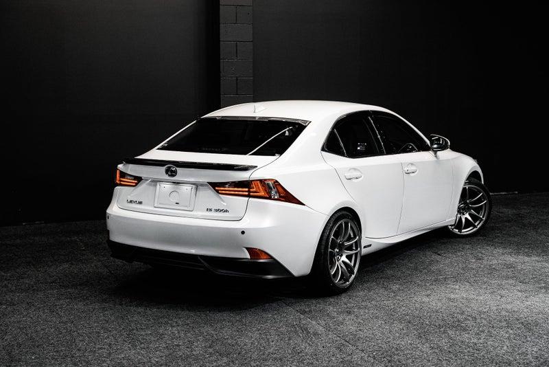 2013 Lexus IS 300h
