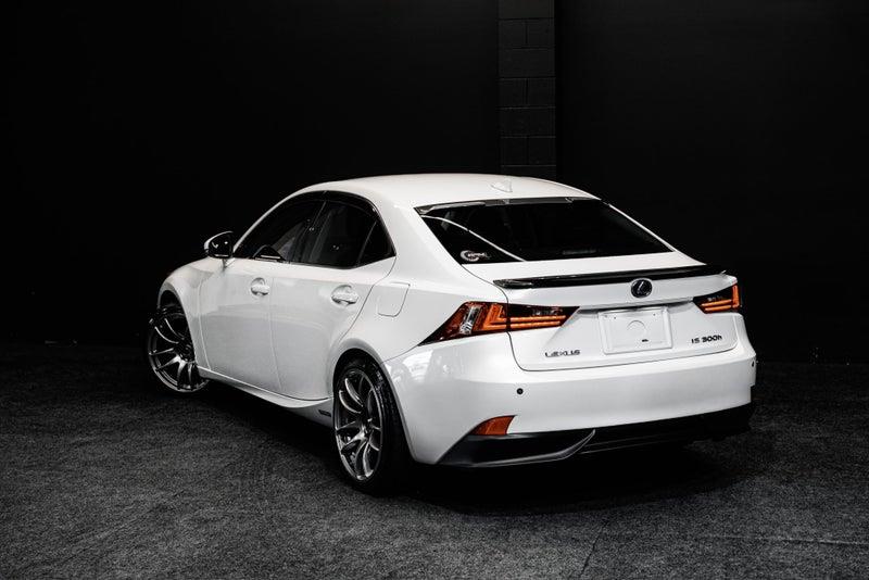 2013 Lexus IS 300h