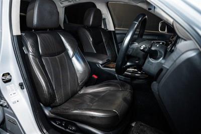 2011 Nissan Fuga - Thumbnail
