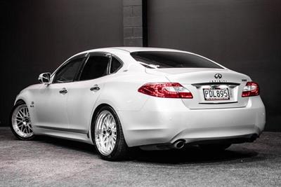 2011 Nissan Fuga - Thumbnail
