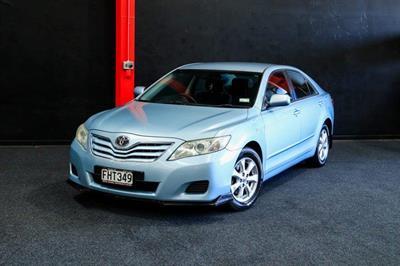 2010 Toyota Camry - Thumbnail