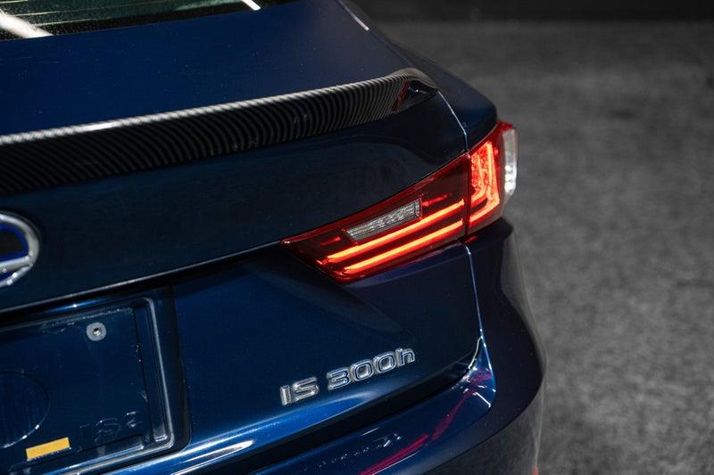 2013 Lexus IS 300h