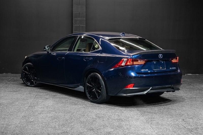 2013 Lexus IS 300h