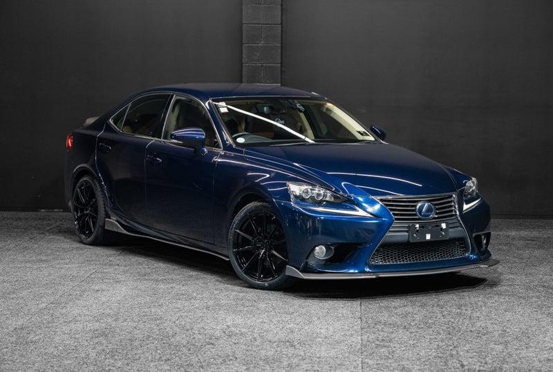 2013 Lexus IS 300h