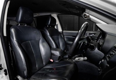 2012 Subaru Legacy - Thumbnail