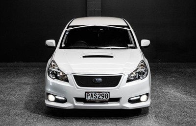 2012 Subaru Legacy - Thumbnail