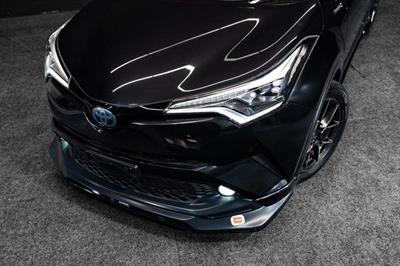 2017 Toyota C-HR - Thumbnail