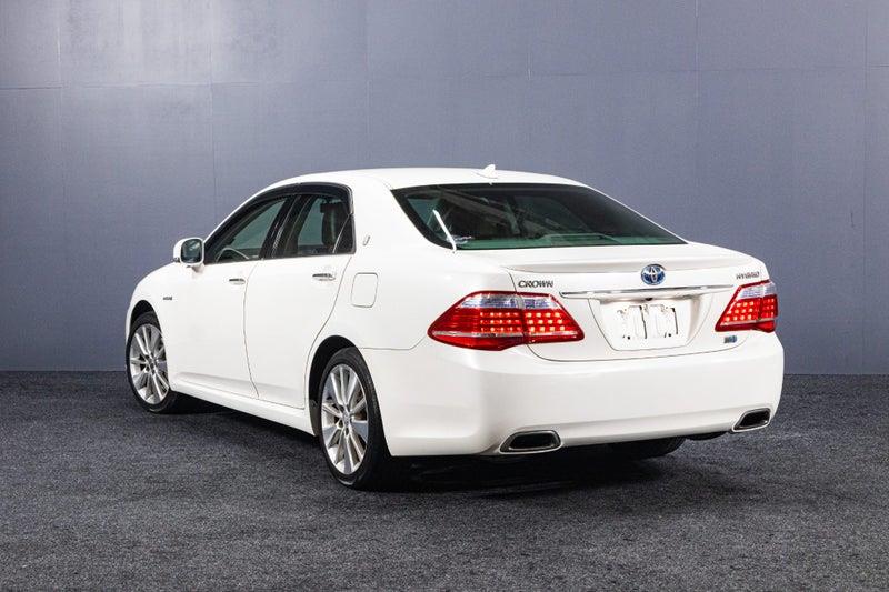 2012 Toyota Crown