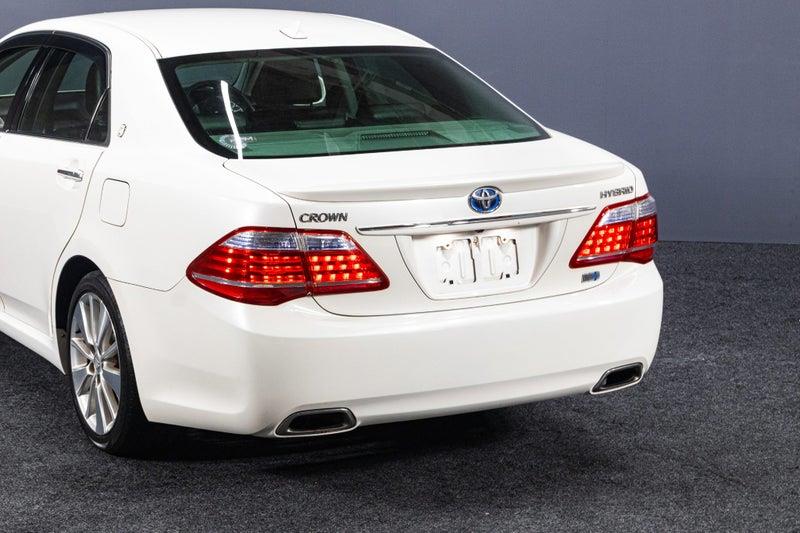 2012 Toyota Crown