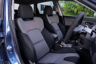 2006 Mazda Axela - Thumbnail