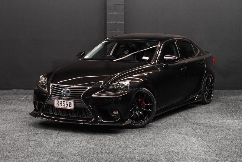 2015 Lexus IS 300h