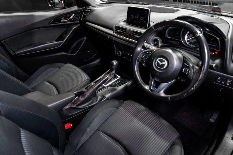 2014 Mazda Axela