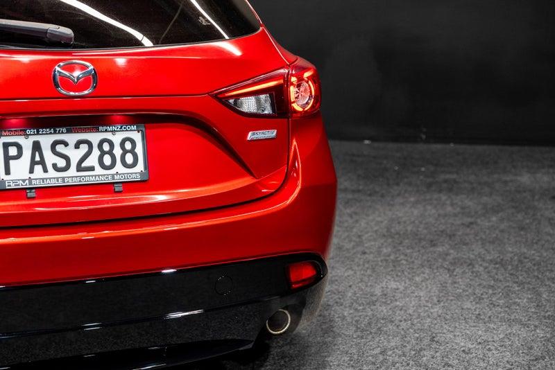 2014 Mazda Axela