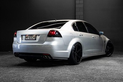 2009 Holden Commodore - Thumbnail