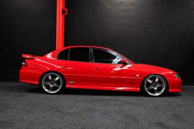 2004 Holden Commodore - Thumbnail