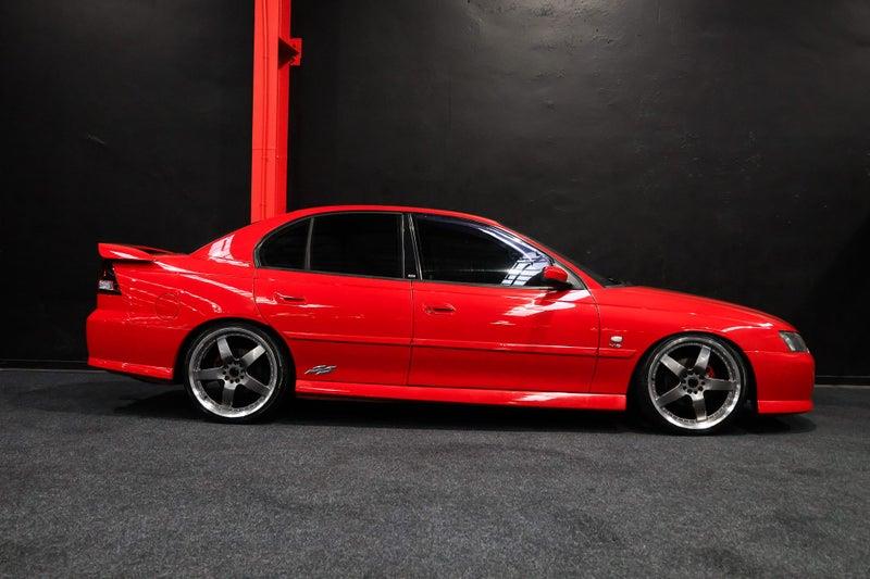 2004 Holden Commodore