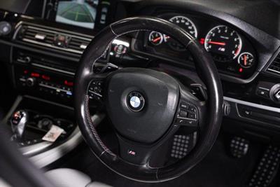 2012 BMW M5 - Thumbnail