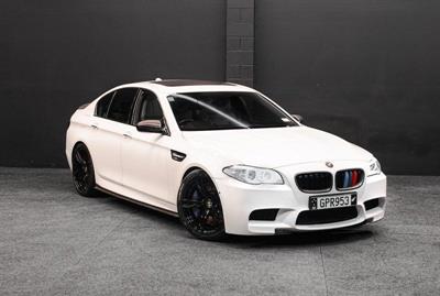 2012 BMW M5 - Thumbnail