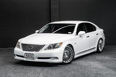 2006 Lexus LS 460 - Thumbnail