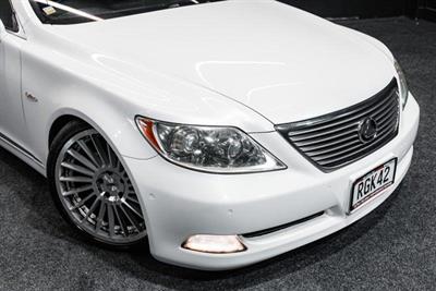 2006 Lexus LS 460 - Thumbnail