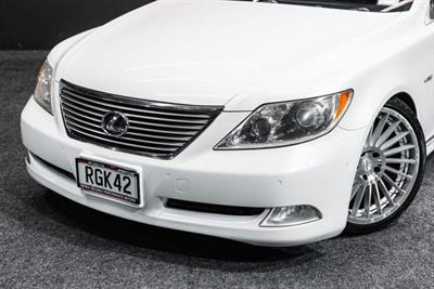 2006 Lexus LS 460 - Thumbnail