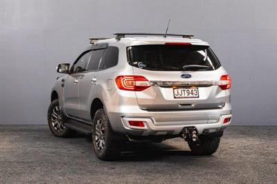 2015 Ford Everest - Thumbnail