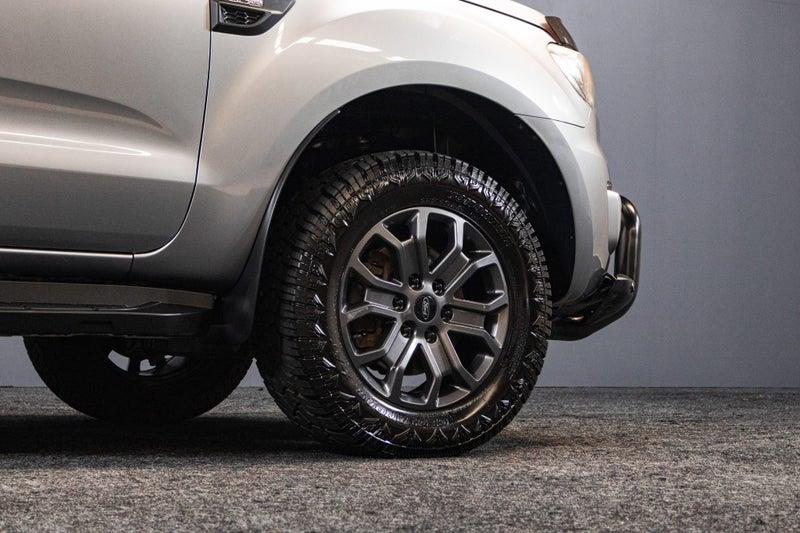2015 Ford Everest