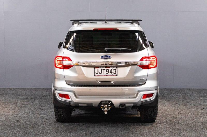 2015 Ford Everest