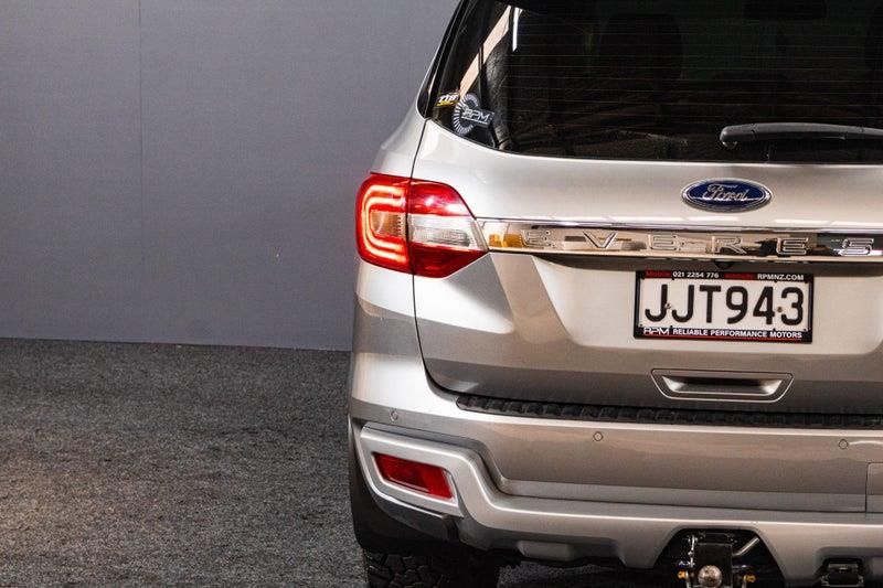 2015 Ford Everest