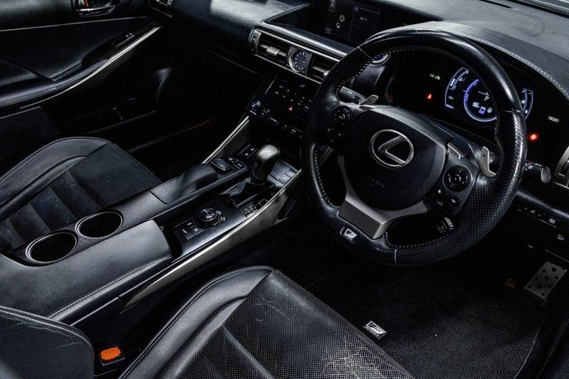 2013 Lexus IS 300h