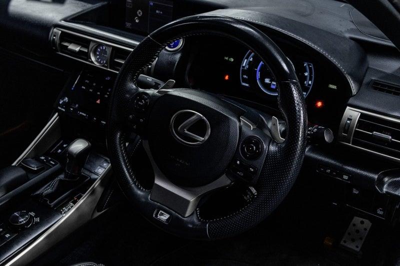 2013 Lexus IS 300h