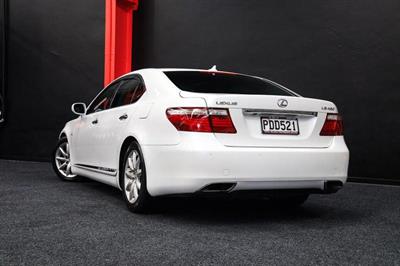 2008 Lexus LS 460 - Thumbnail