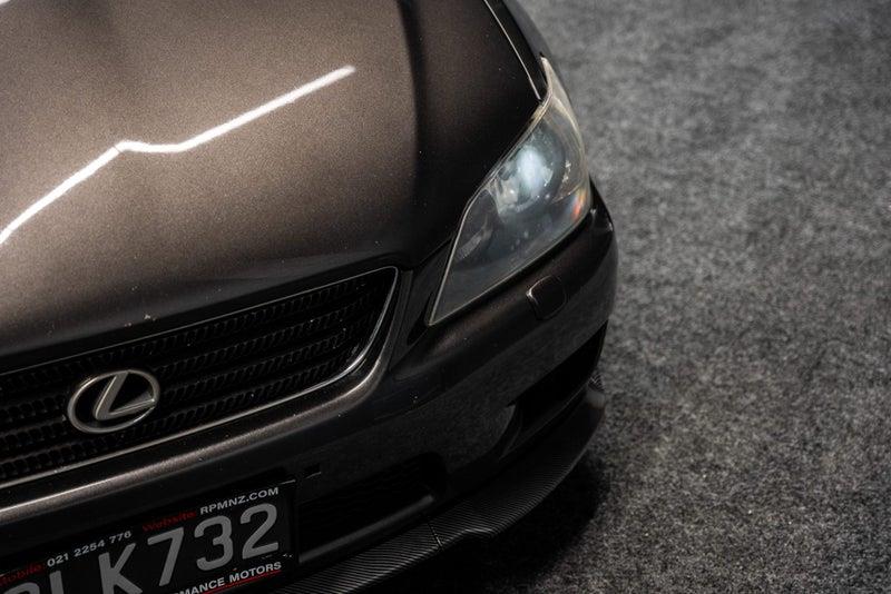 2005 Lexus IS 200