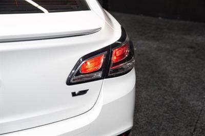 2015 Holden Commodore - Thumbnail