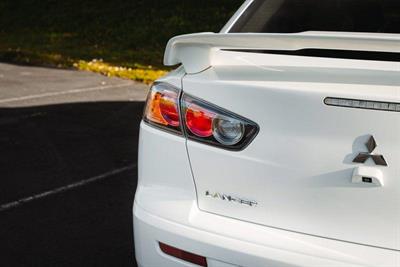 2016 Mitsubishi Lancer - Thumbnail