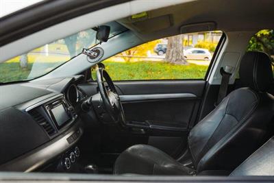 2016 Mitsubishi Lancer - Thumbnail