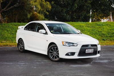 2016 Mitsubishi Lancer - Thumbnail