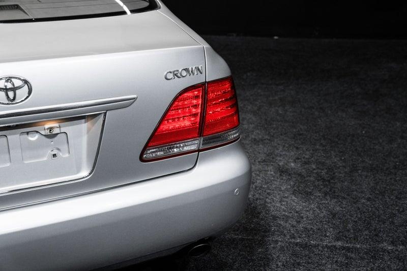 2004 Toyota Crown
