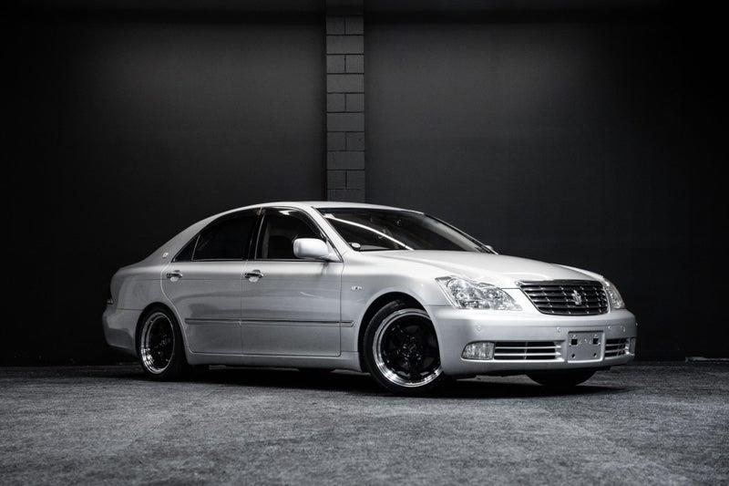 2004 Toyota Crown