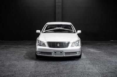 2004 Toyota Crown - Thumbnail