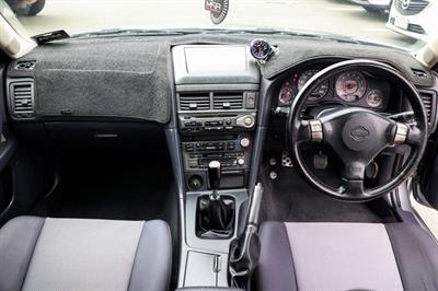 1998 Nissan Skyline - Thumbnail