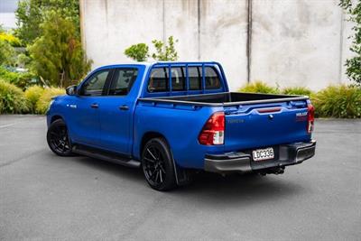 2018 Toyota Hilux - Thumbnail