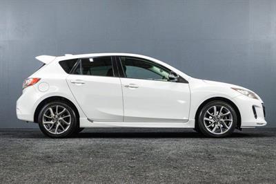 2013 Mazda Axela - Thumbnail