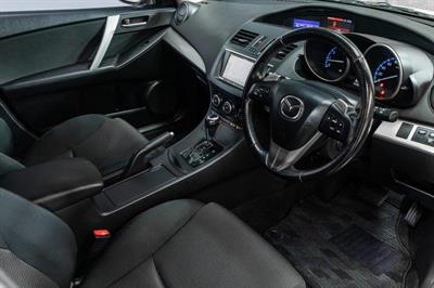 2013 Mazda Axela - Thumbnail